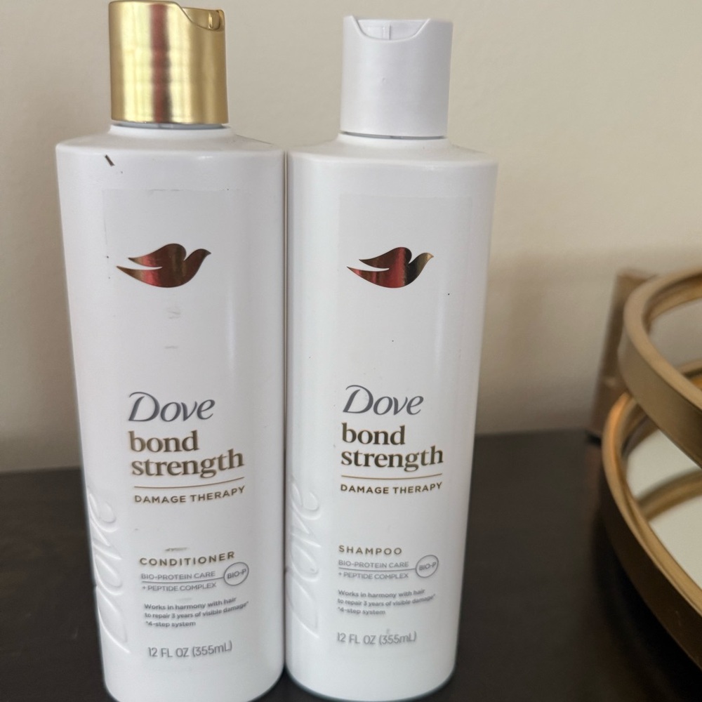 Dove Bond Strength Shampoo and Conditioner Set